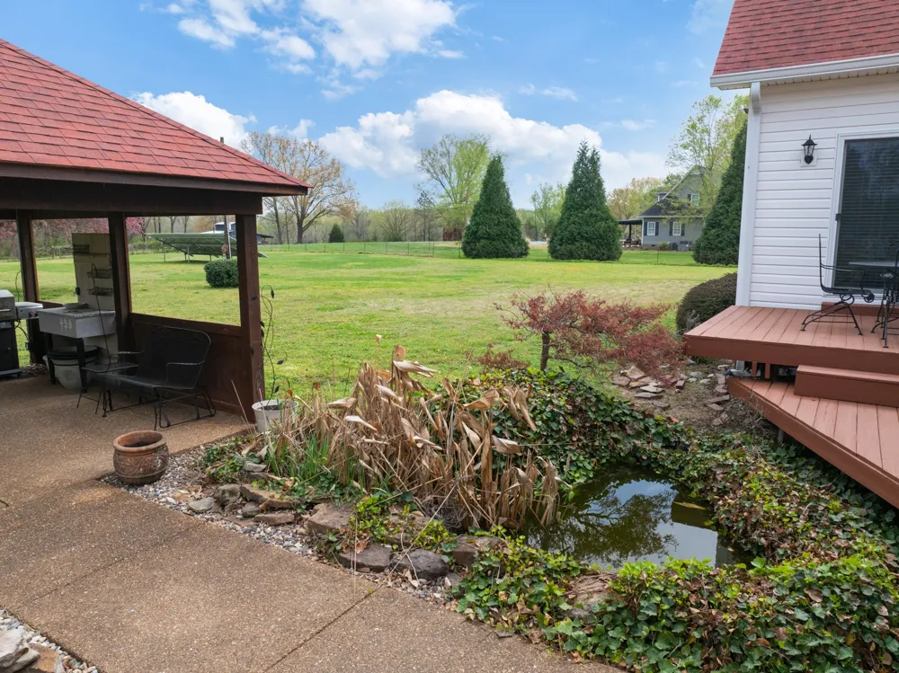 6544 Highway 436 Mc Kenzie, TN 38201
