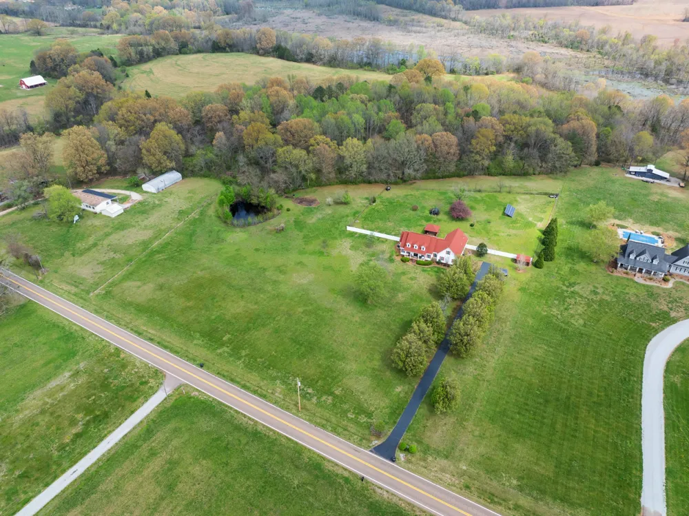 6544 Highway 436 Mc Kenzie, TN 38201