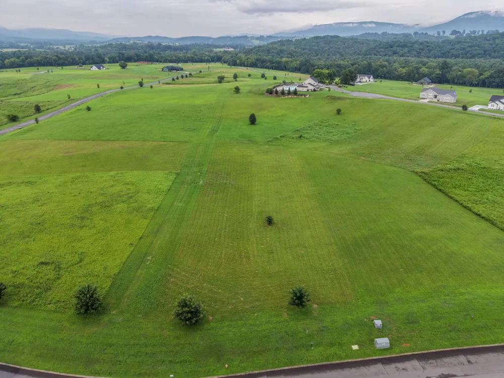 98 River Ridge Drive Dunlap, TN 37327