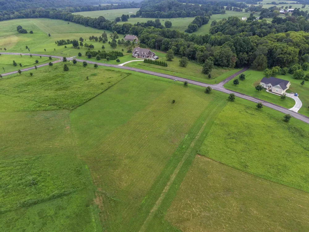 98 River Ridge Drive Dunlap, TN 37327