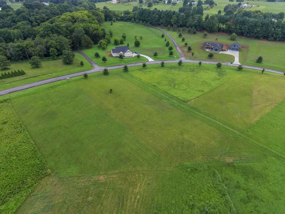98 River Ridge Drive Dunlap, TN 37327