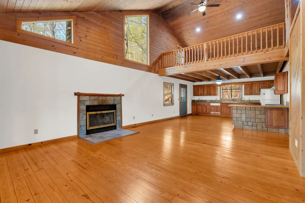 551 Shippmans Creek Rd Wartrace, TN 37183