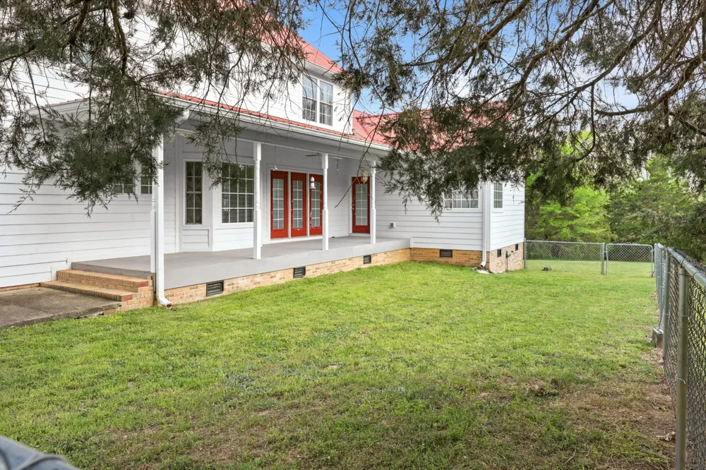 772 Salmon Branch Rd Erin, TN 37061