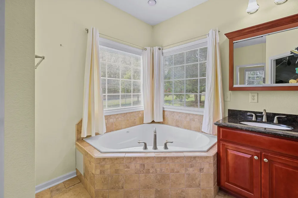 772 Salmon Branch Rd Erin, TN 37061