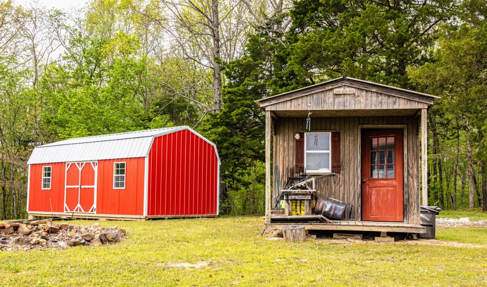 772 Salmon Branch Rd Erin, TN 37061