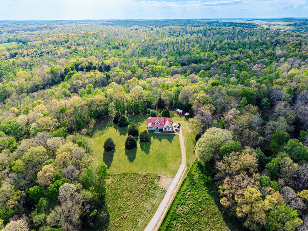 772 Salmon Branch Rd Erin, TN 37061