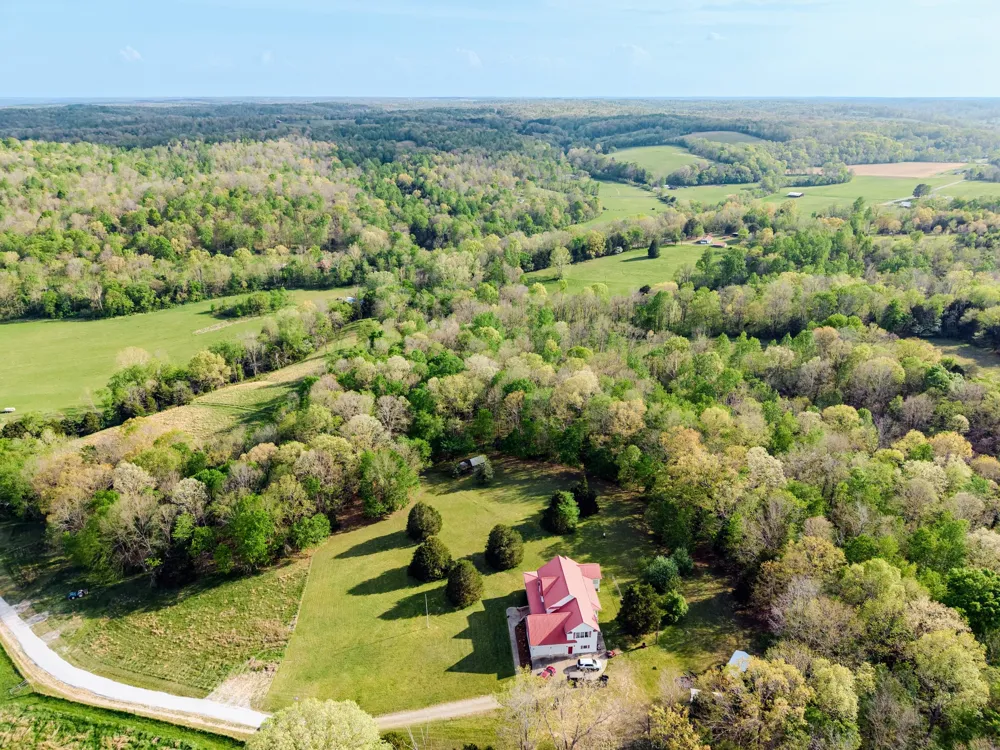 772 Salmon Branch Rd Erin, TN 37061