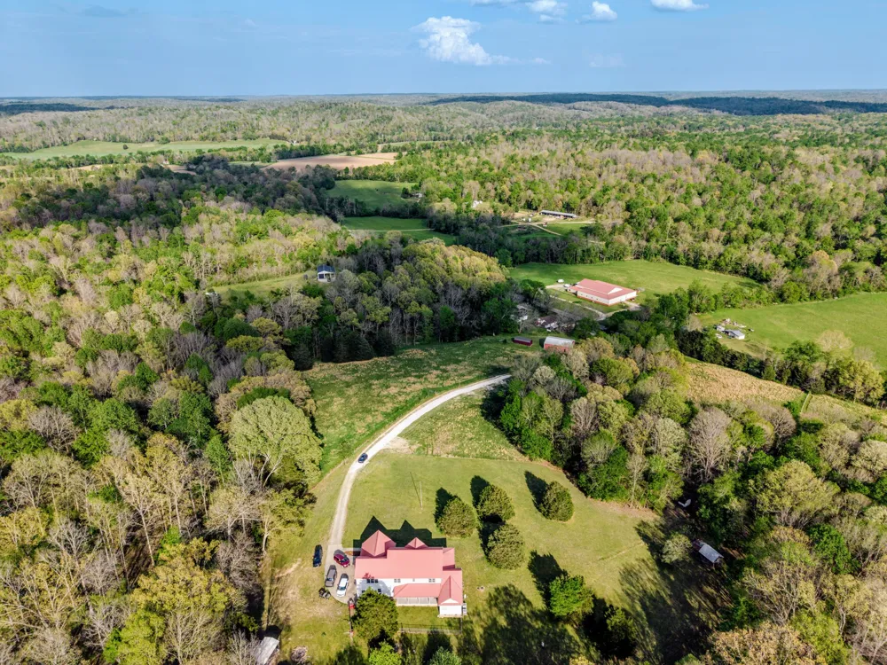 772 Salmon Branch Rd Erin, TN 37061