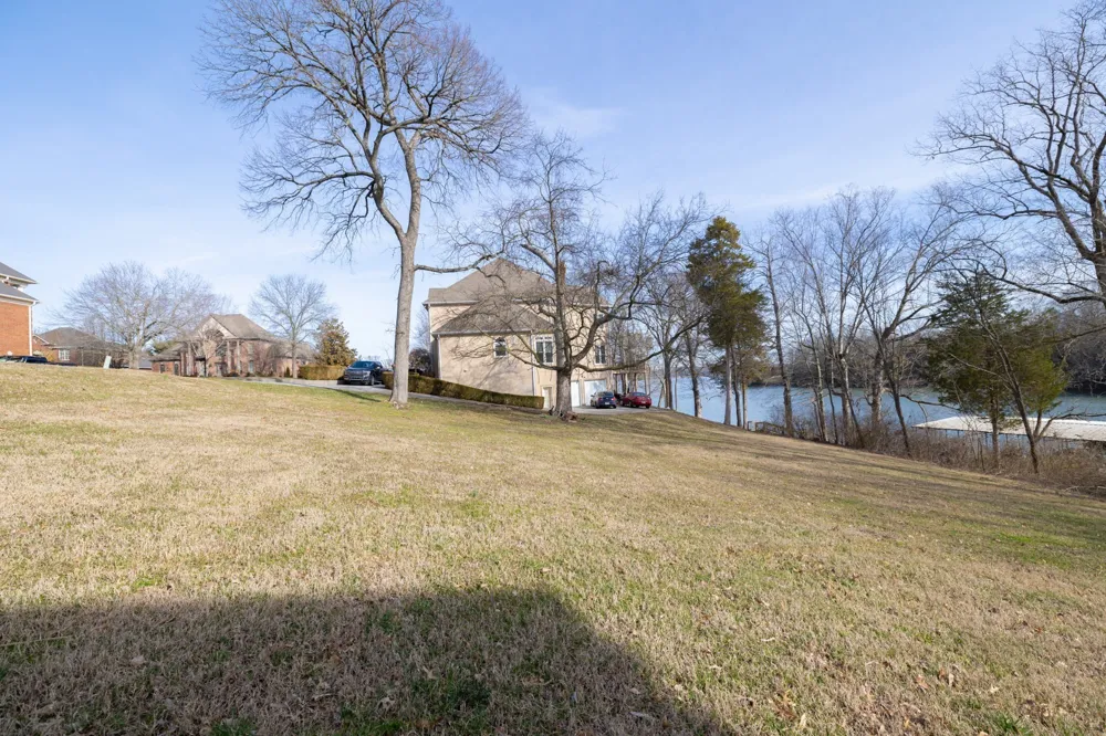 1132 Safety Harbor Cv Old Hickory, TN 37138