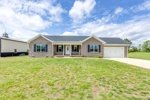 106 Blaine Ln