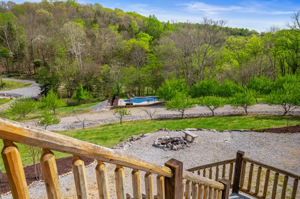 4818 Ensor Hollow Rd Buffalo Valley, TN 38548