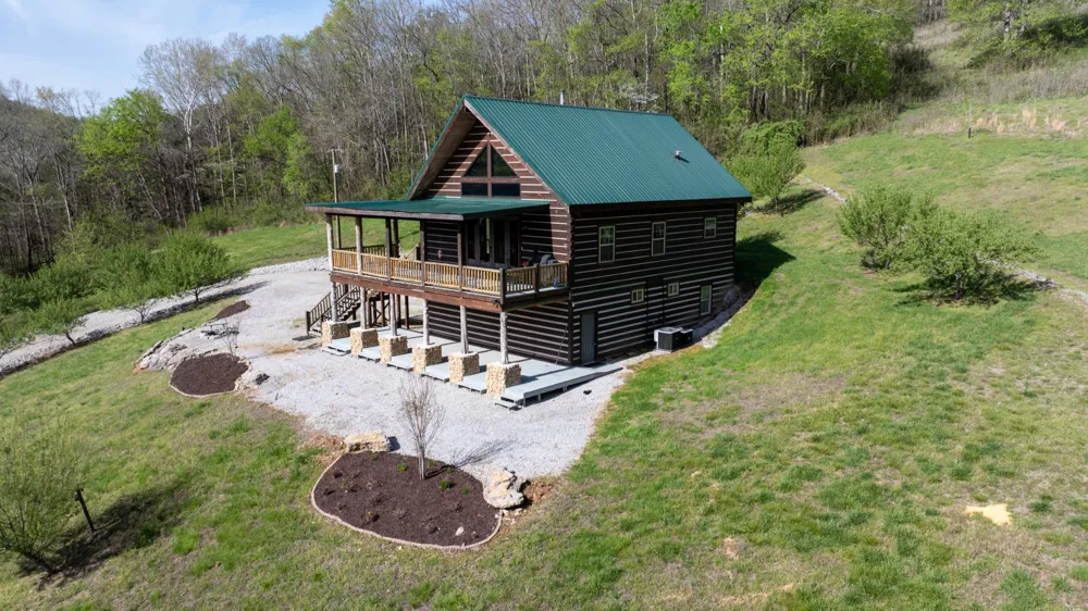 4818 Ensor Hollow Rd Buffalo Valley, TN 38548