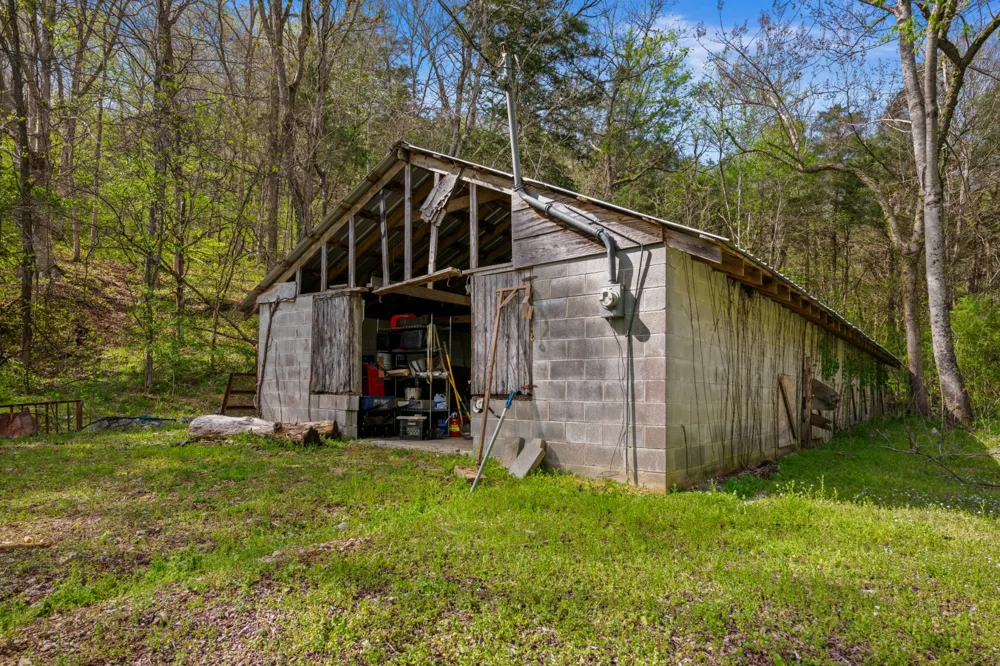 4818 Ensor Hollow Rd Buffalo Valley, TN 38548