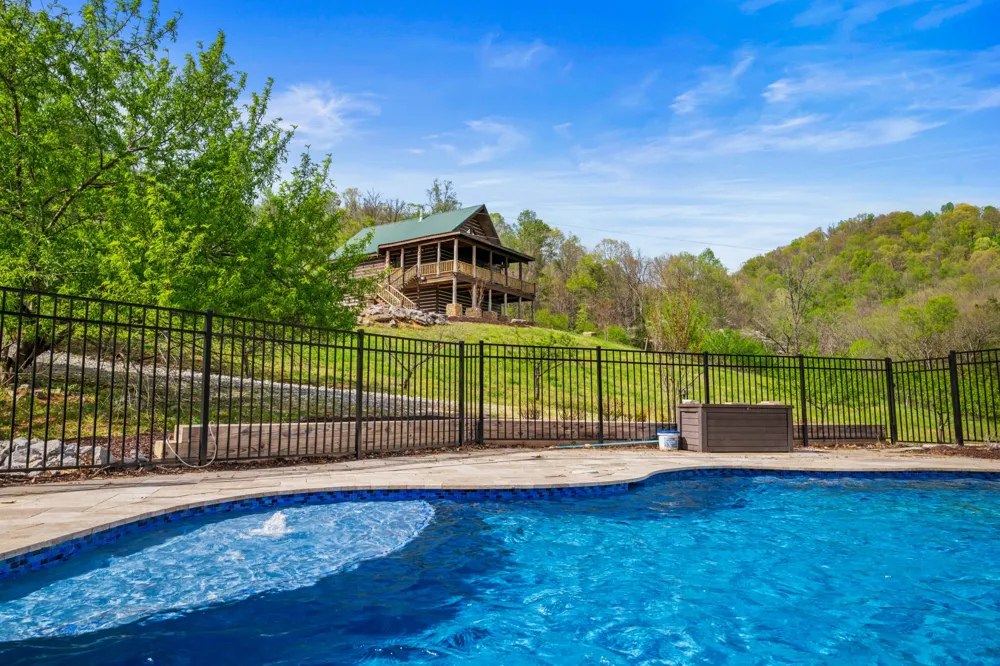 4818 Ensor Hollow Rd Buffalo Valley, TN 38548