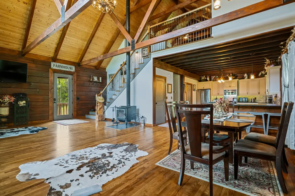 4818 Ensor Hollow Rd Buffalo Valley, TN 38548