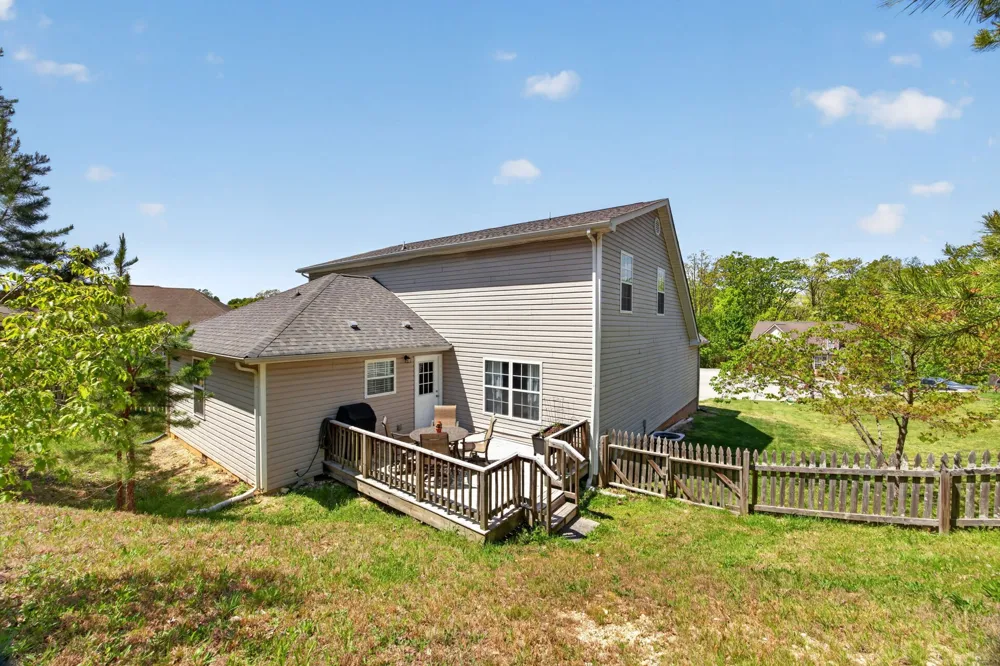 9680 Slippery Elm Ln Soddy Daisy, TN 37379
