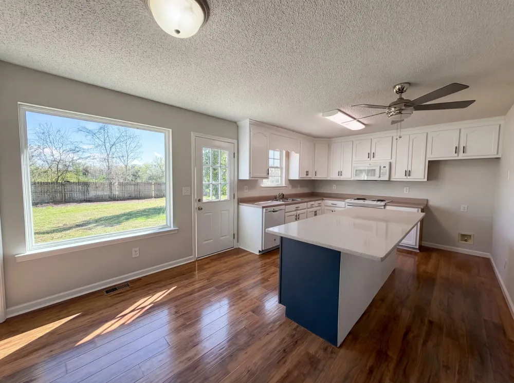 2310 Forrest Fields Dr Chapel Hill, TN 37034