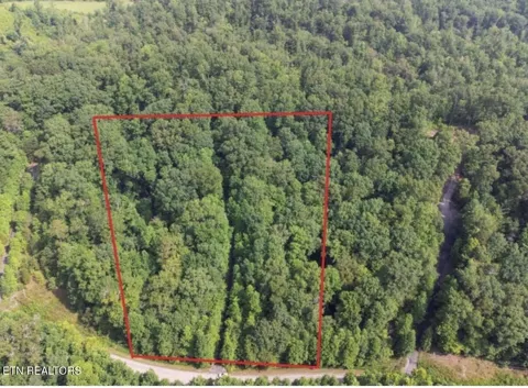 228 Crystal Springs Rd