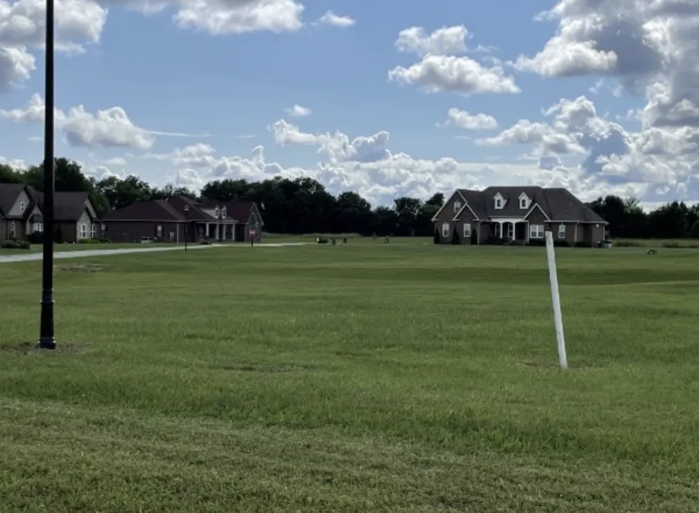 0 boro cir Hillsboro, TN 37342