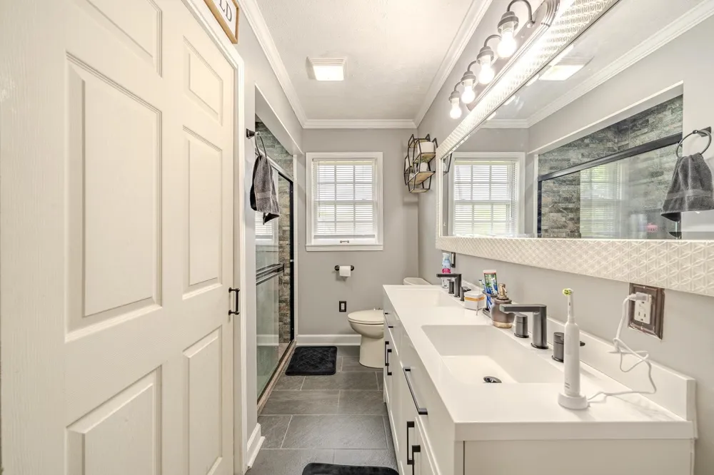 280 BOWEN DR Savannah, TN 38372