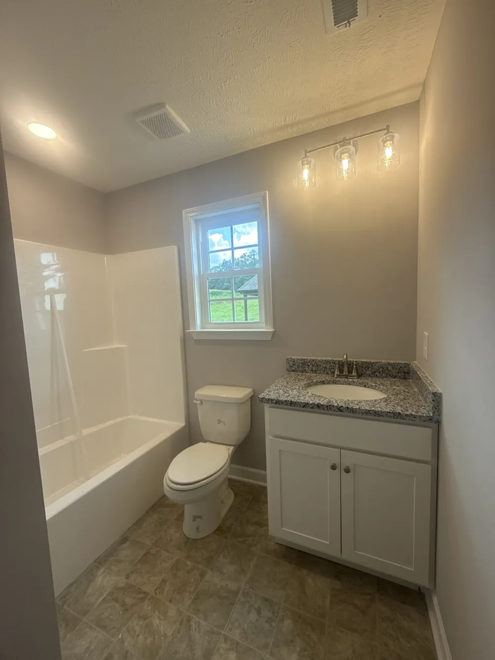 3184 Dusenburg Dr Christiana, TN 37037