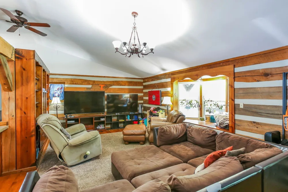 5511 Highway 41A Joelton, TN 37080