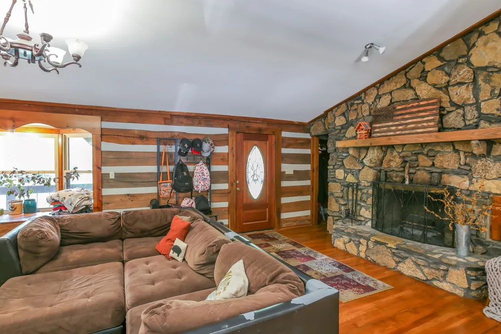 5511 Highway 41A Joelton, TN 37080