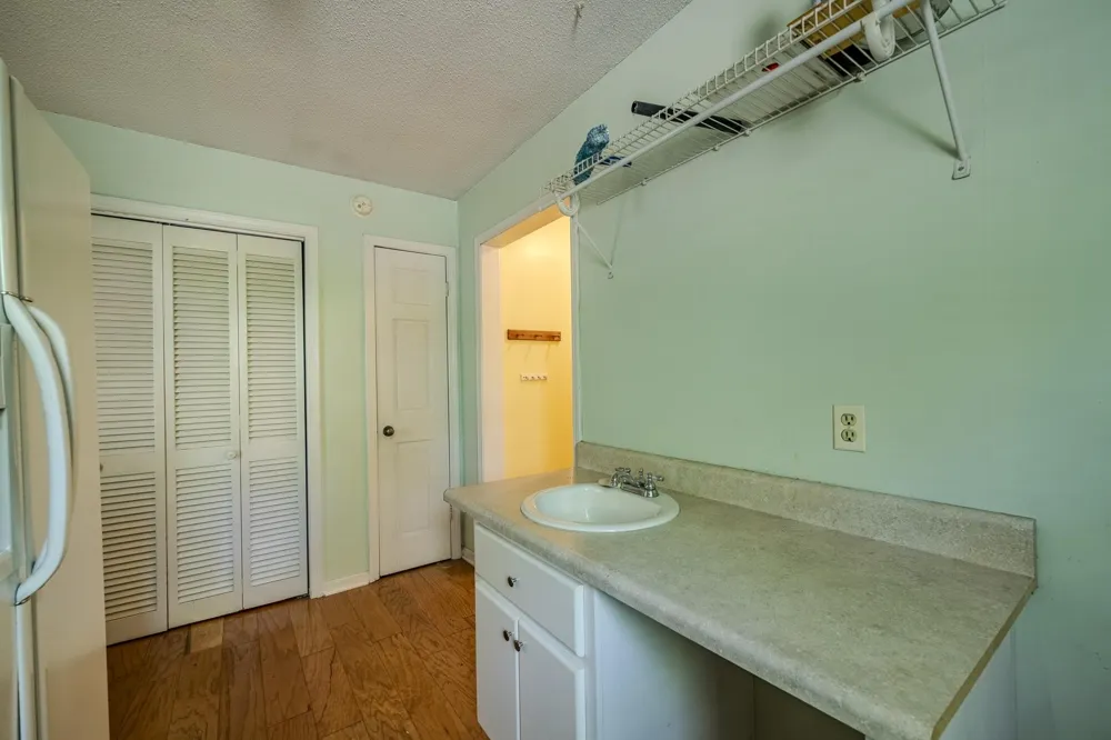 101 BOB ST Selmer, TN 38375