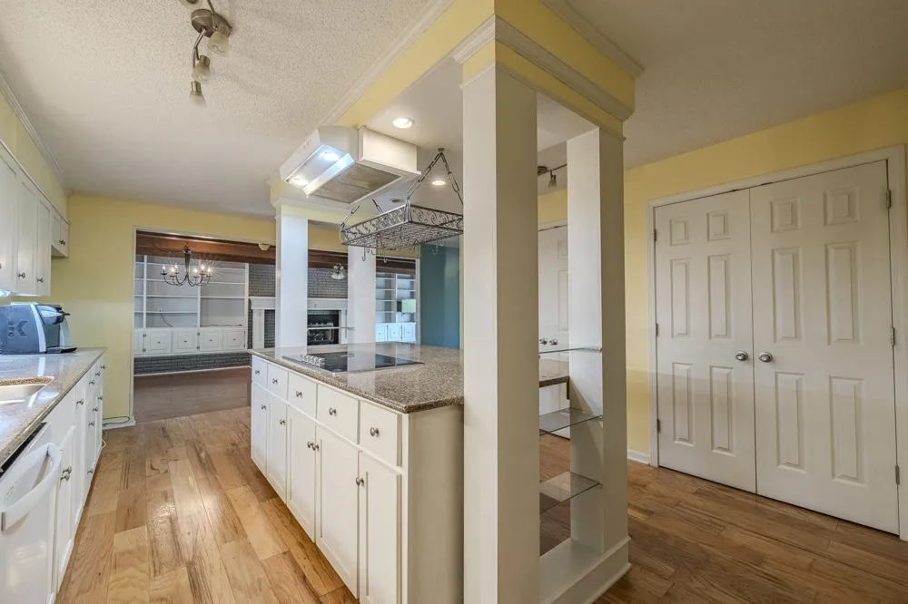 101 BOB ST Selmer, TN 38375