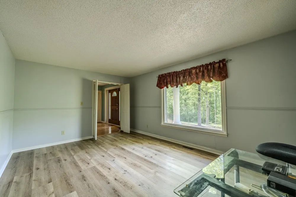 101 BOB ST Selmer, TN 38375