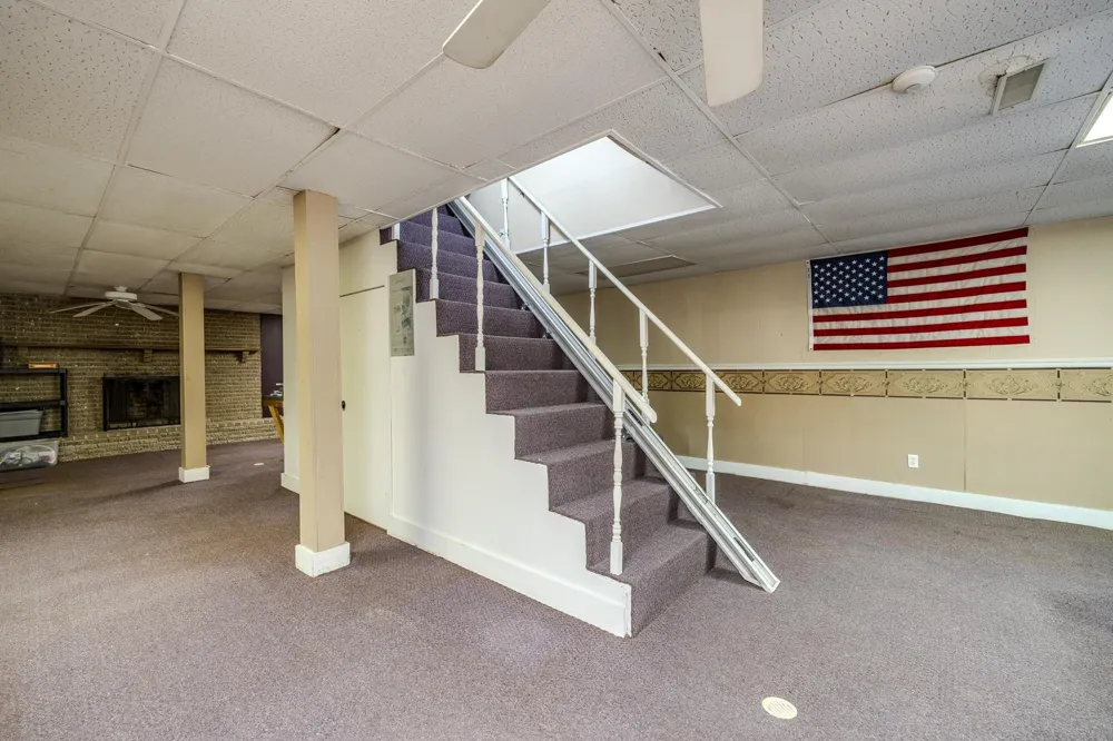 101 BOB ST Selmer, TN 38375