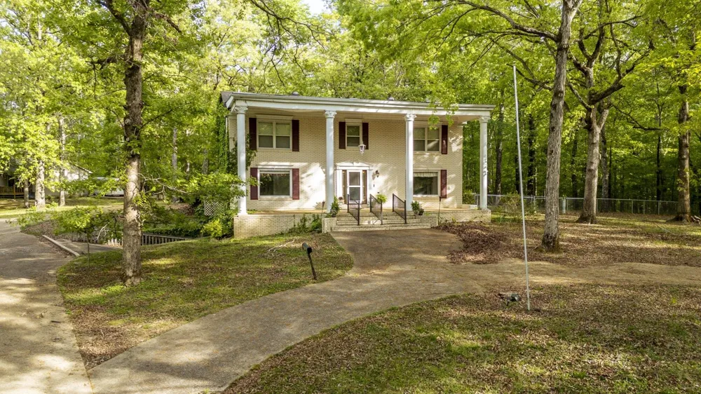 101 BOB ST Selmer, TN 38375