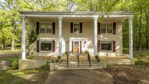 101 BOB ST