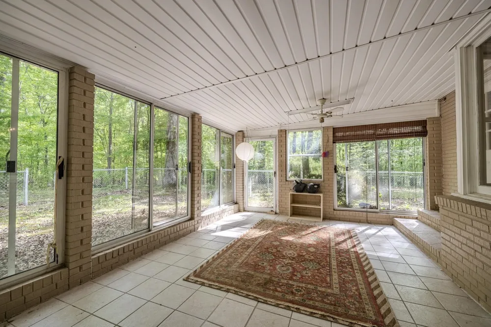 101 BOB ST Selmer, TN 38375