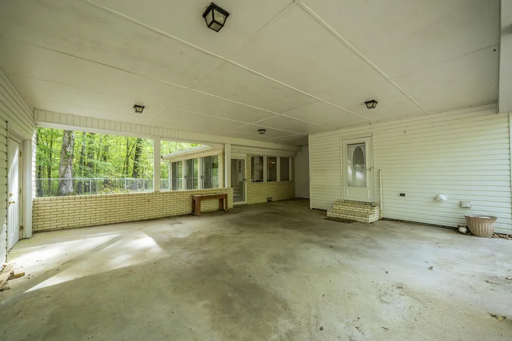 101 BOB ST Selmer, TN 38375