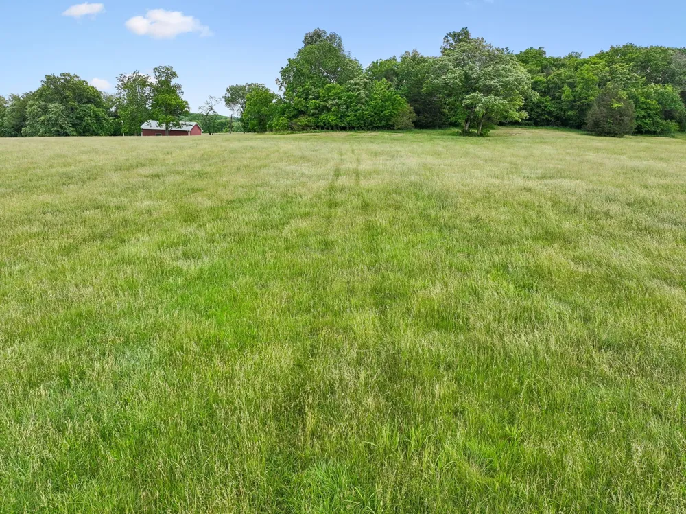 12 Charles Apple Ln Brush Creek, TN 38547