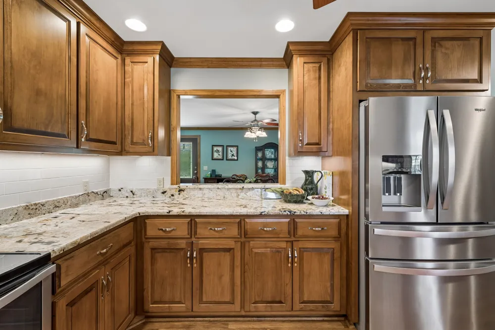 12 Charles Apple Ln Brush Creek, TN 38547