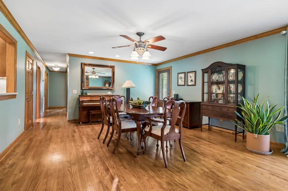 12 Charles Apple Ln Brush Creek, TN 38547