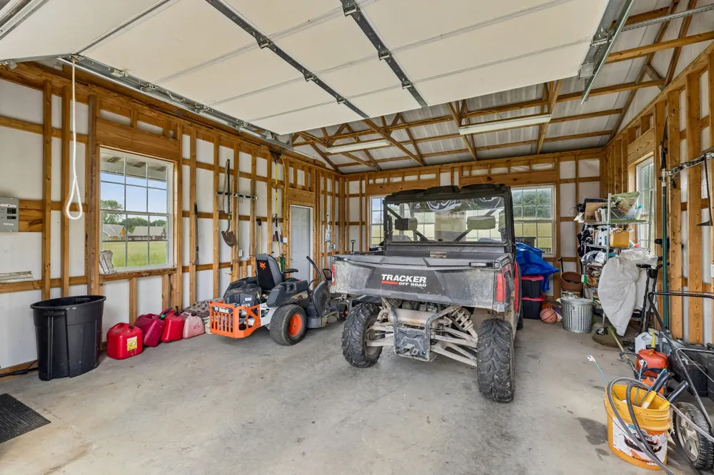 12 Charles Apple Ln Brush Creek, TN 38547