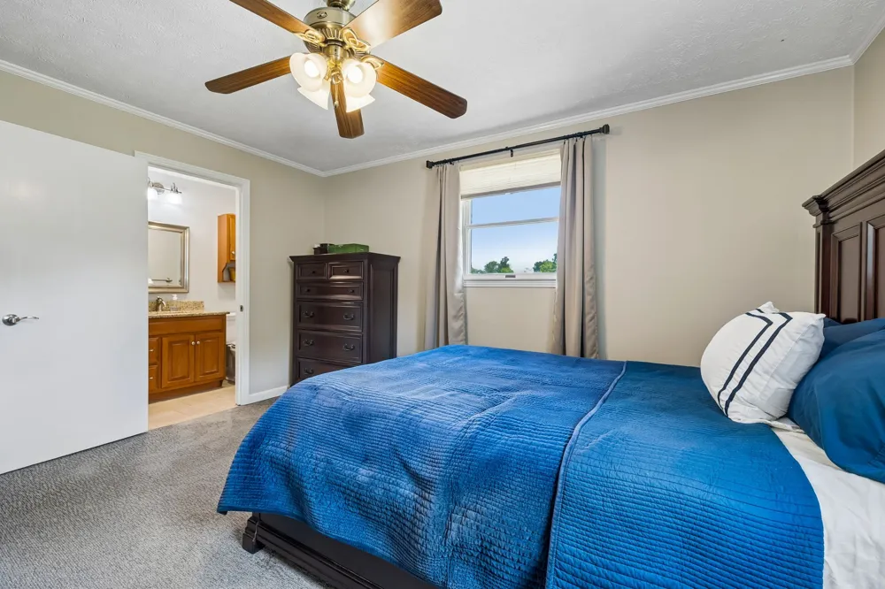 12 Charles Apple Ln Brush Creek, TN 38547