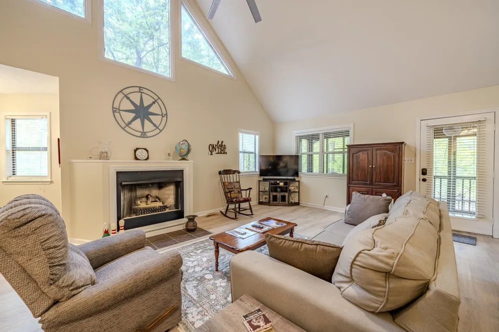 325 MURRAY LN Counce, TN 38326