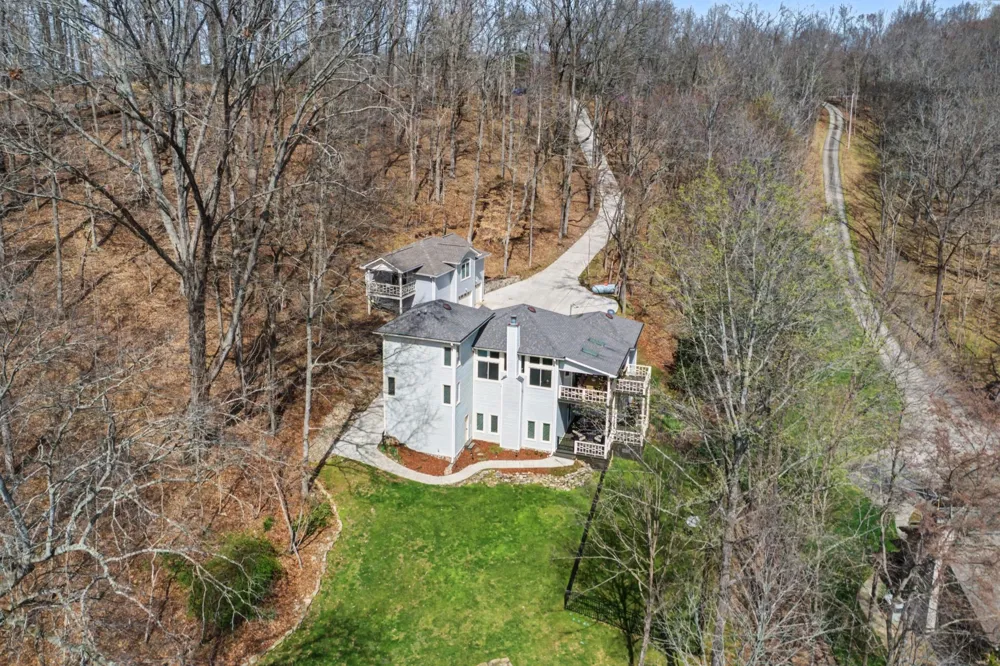 165 Barefield Ct Lynchburg, TN 37352