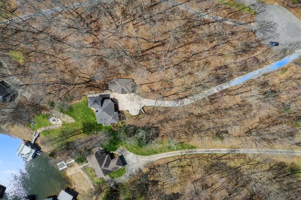 165 Barefield Ct Lynchburg, TN 37352