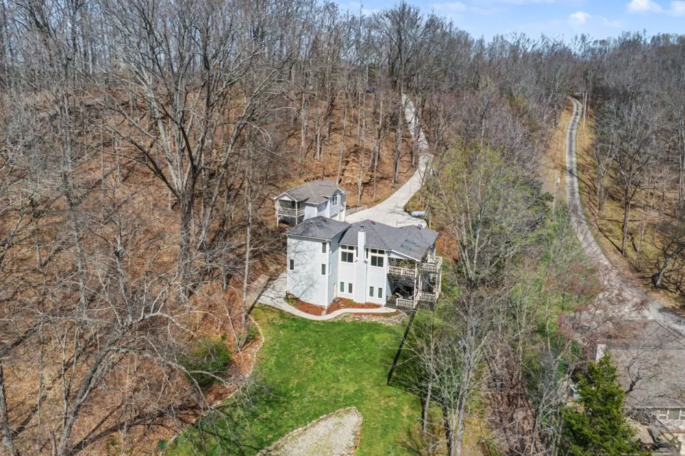 165 Barefield Ct Lynchburg, TN 37352