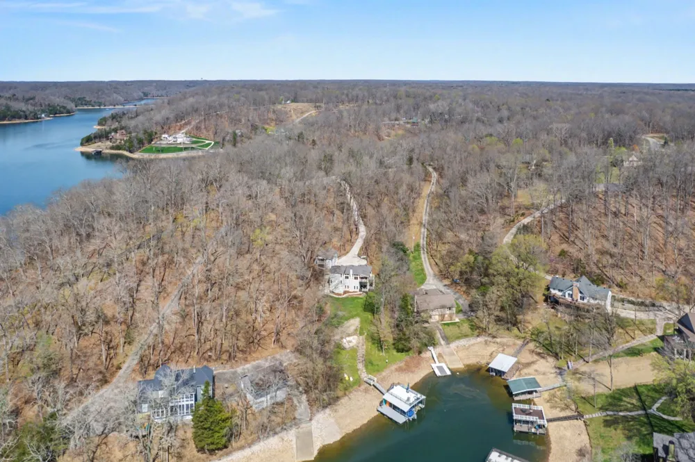 165 Barefield Ct Lynchburg, TN 37352