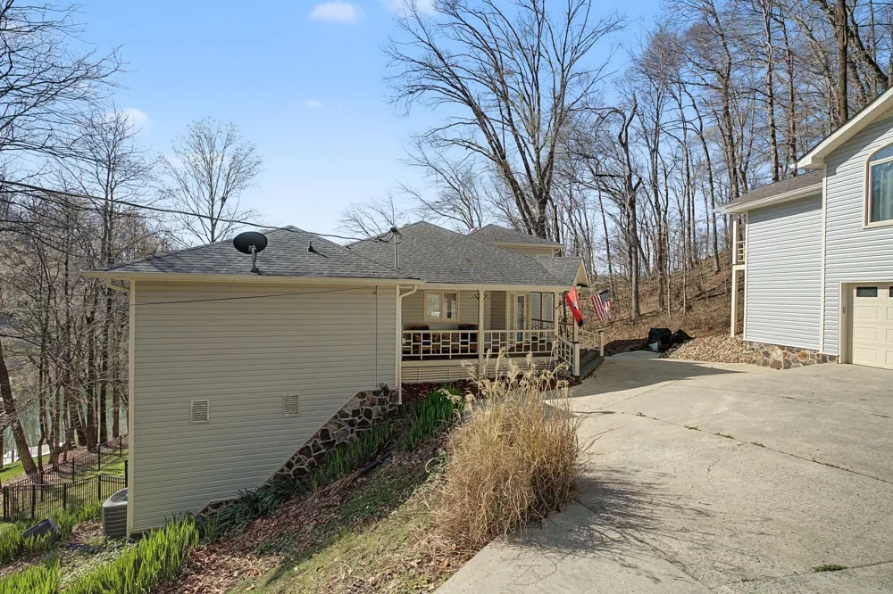 165 Barefield Ct Lynchburg, TN 37352