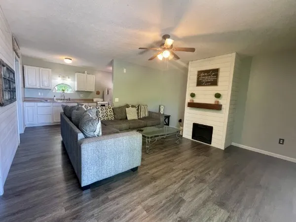 460 Mate Allen Rd Gainesboro, TN 38562