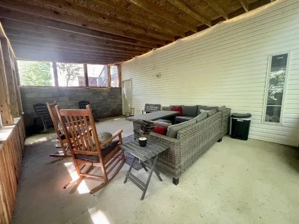460 Mate Allen Rd Gainesboro, TN 38562