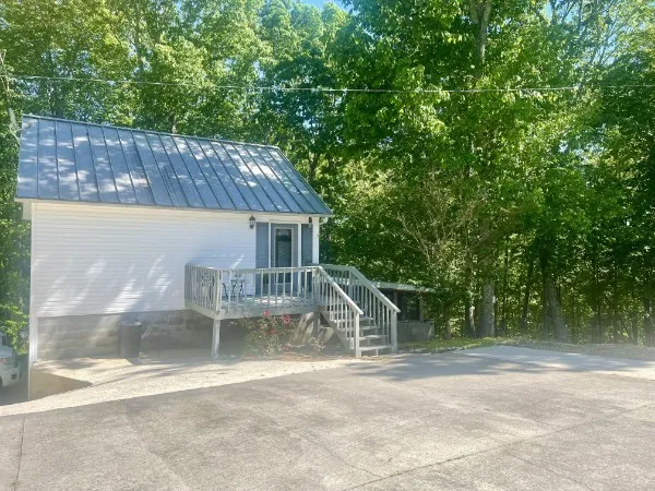 460 Mate Allen Rd Gainesboro, TN 38562