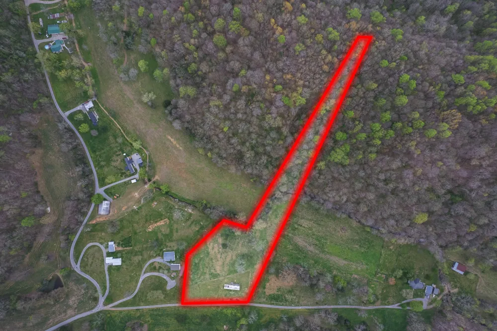 109 Creek Bend Ln Manchester, TN 37355